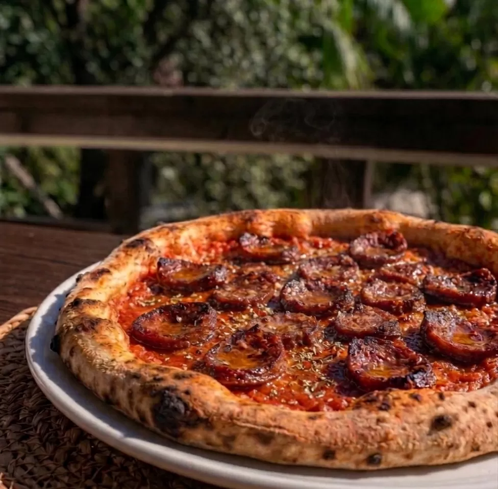 Kasap Sucuklu Pizza
